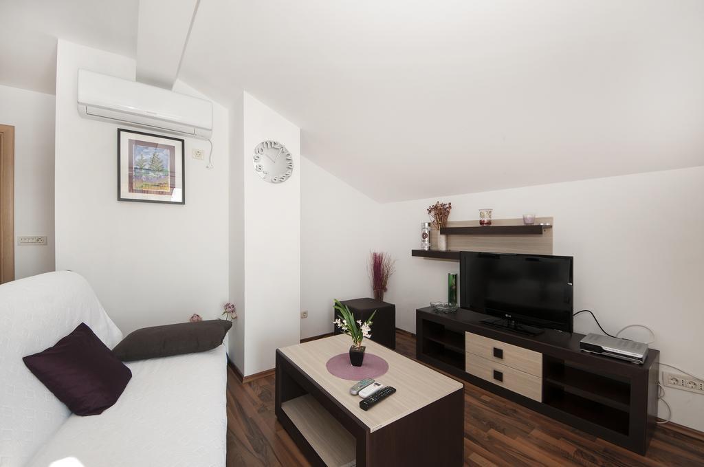 Guest House Loranum Севид Стая снимка