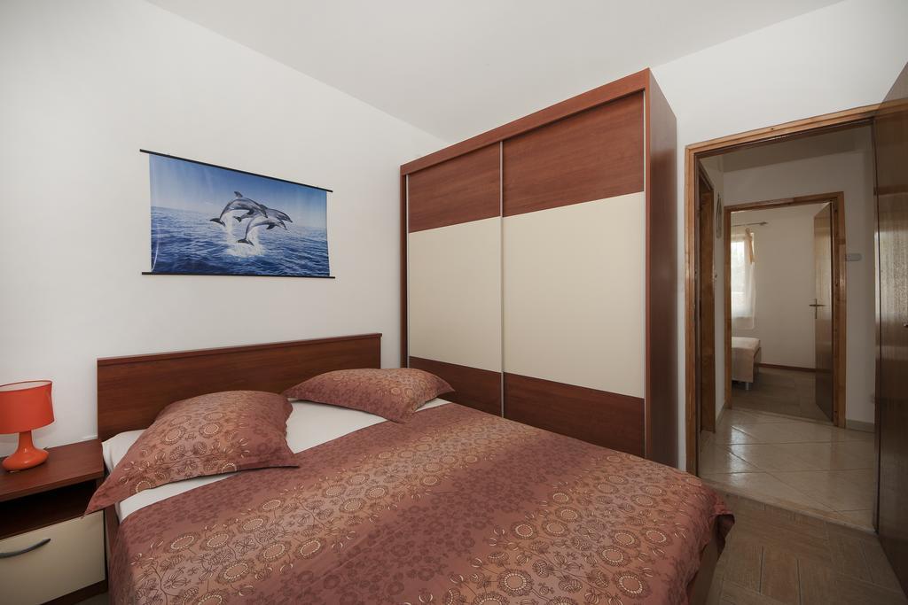 Guest House Loranum Севид Стая снимка