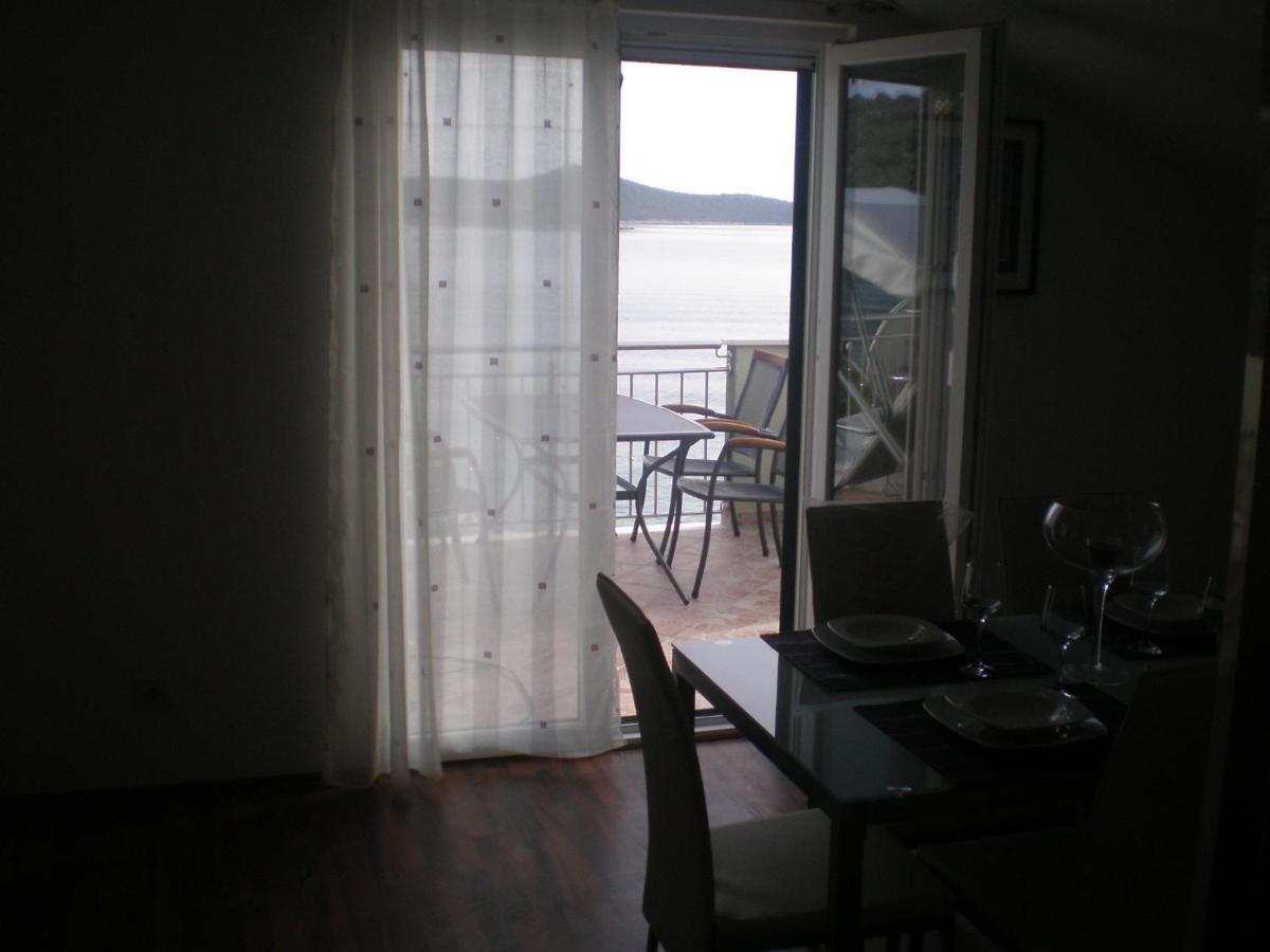 Guest House Loranum Севид Стая снимка